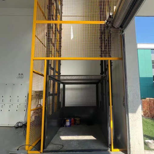 大理导轨式升降机助力物流园破解运输难题