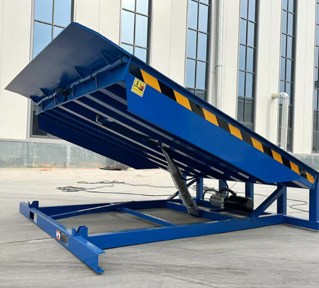 大理固定式登车桥应用