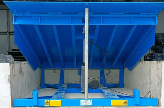 大理固定式登车桥应用